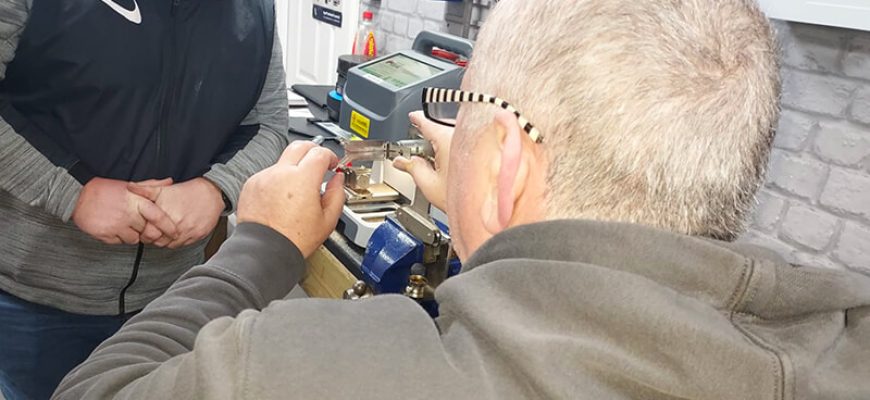 Locksmith Training vs. Apprenticeship: The Pathway to Professional Excellence